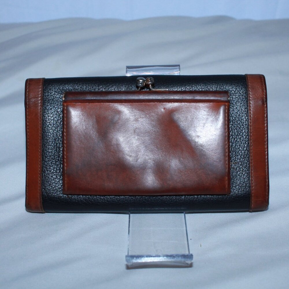 Dooney & Bourke Black & British Tan Vintage IVY Wallet Checkbook W Coinpurse - Picture 2 of 11